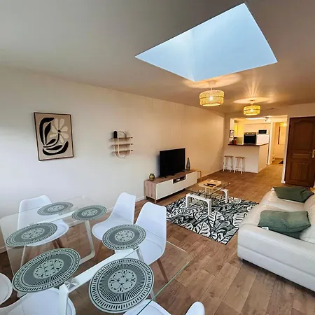 Апартаменты Le Millesime Erlon Hypercentre 6 Couchages *