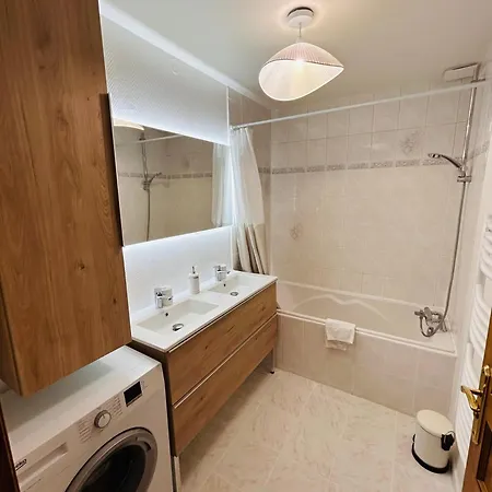Apartament Le Millesime Erlon Hypercentre 6 Couchages Reims