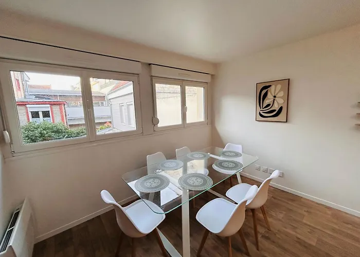 Апартаменты Le Millesime Erlon Hypercentre 6 Couchages *